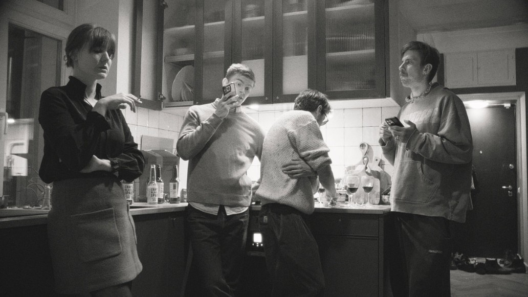 Картины дружеских связей, фото