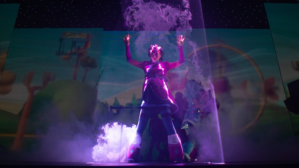 новогоднее шоу «История игрушек», фото