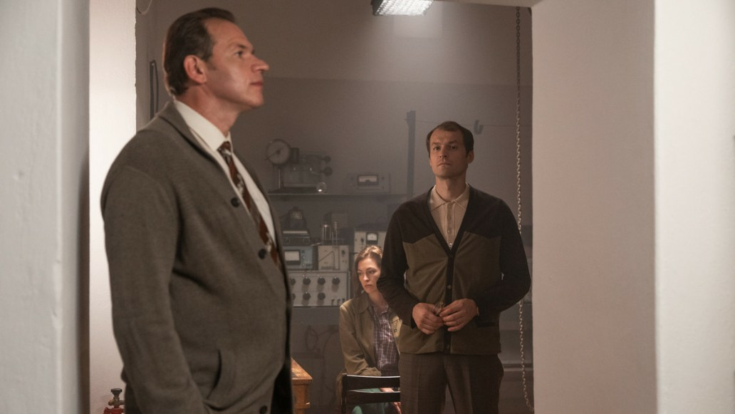 сериал «Разящий луч», фото
