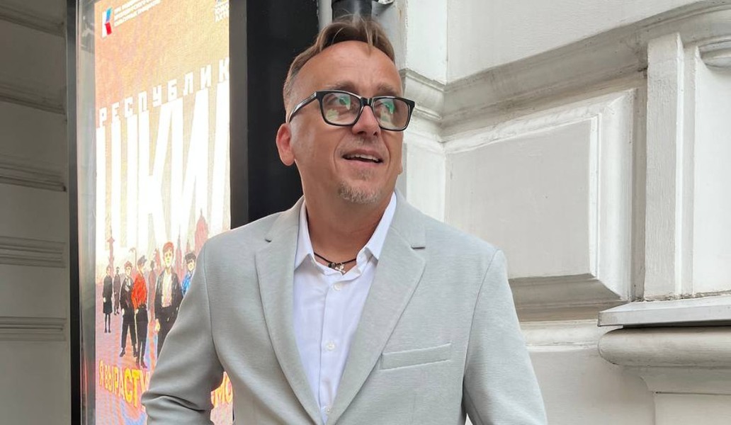 Сценарист и режиссер шоу Андрей Крючков