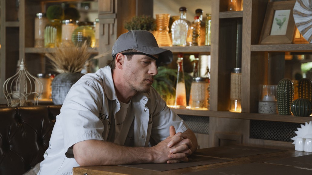 сериал «В тени больших чисел», Олег Назаров, фото