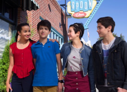 В Andi Mack впервые появится ней-персонаж 