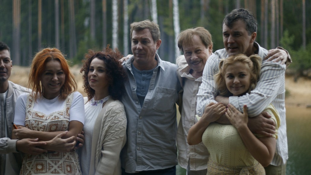 сериал Здесь все свои, фото