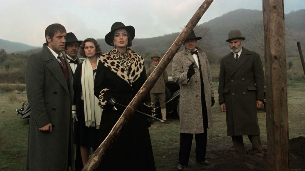 фильм Блеф, Италия, 1976