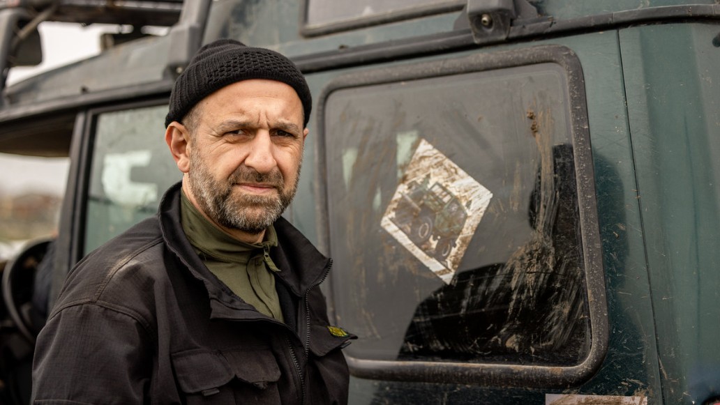 сериал Свои, фото