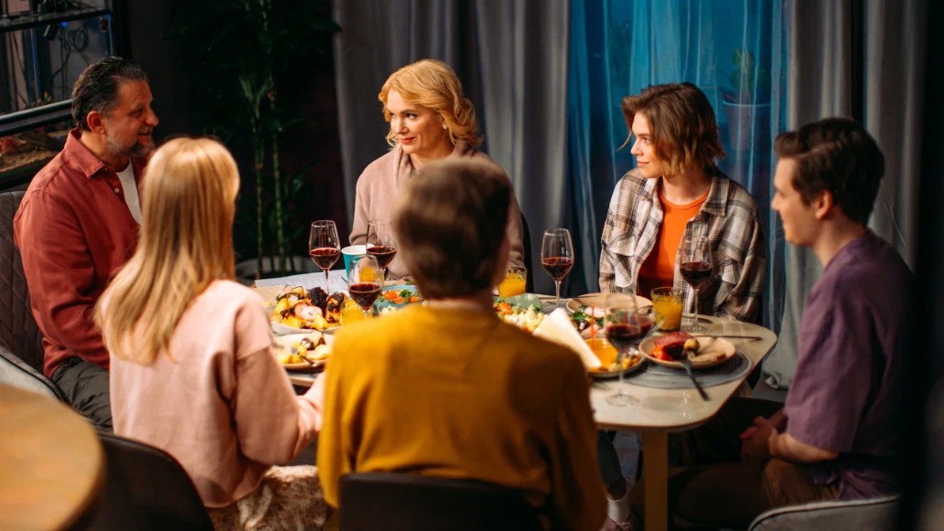 сериал, родители родителей, 1, сезон, серии, 14, 26, смотреть, онлайн, бесплатно, солнце, с, 25, августа, 2025
