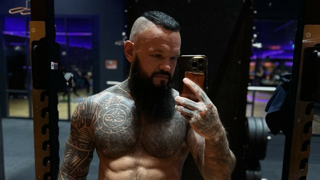 Леонид Вахитов, шоу «Выжить в Стамбуле», ТНТ, фото