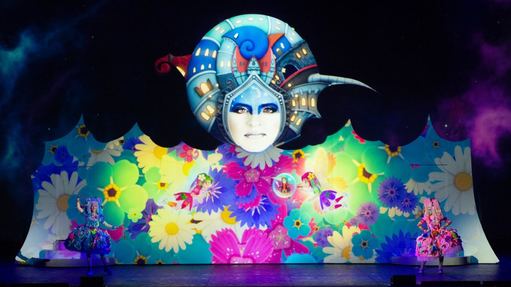 новогоднее шоу «История игрушек», фото