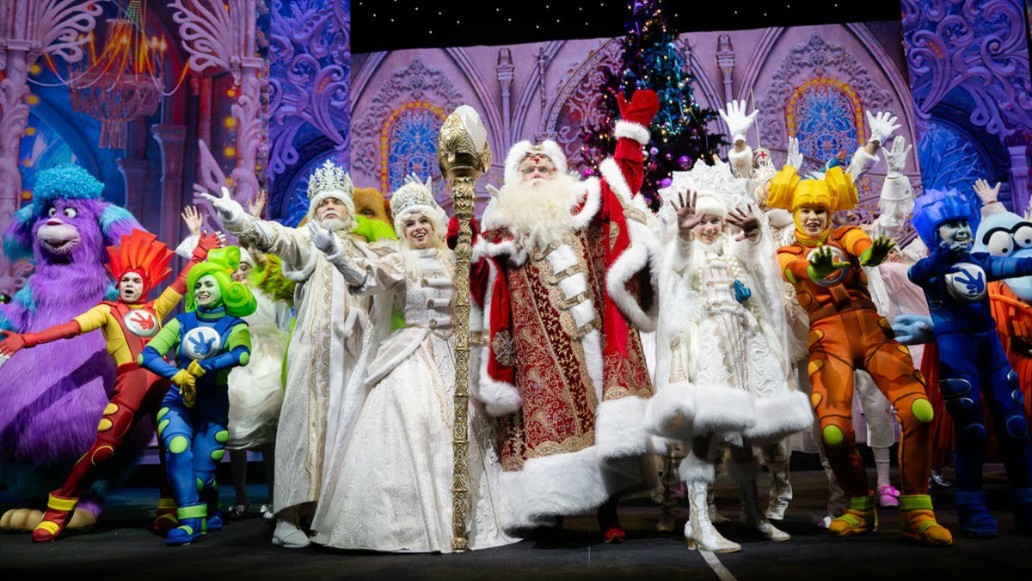 новогоднее шоу «История игрушек», фото