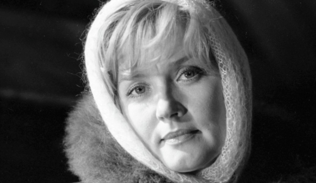 умерла вера алентова