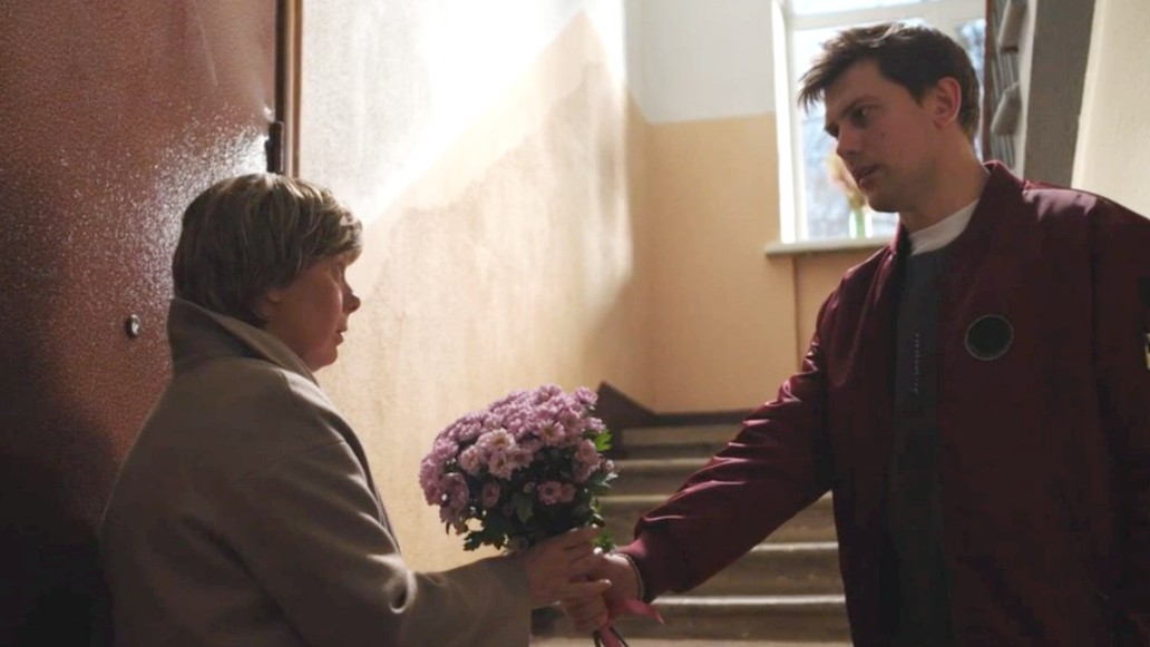 Dомашний, мелодрама, фото, Авария на дороге счастья