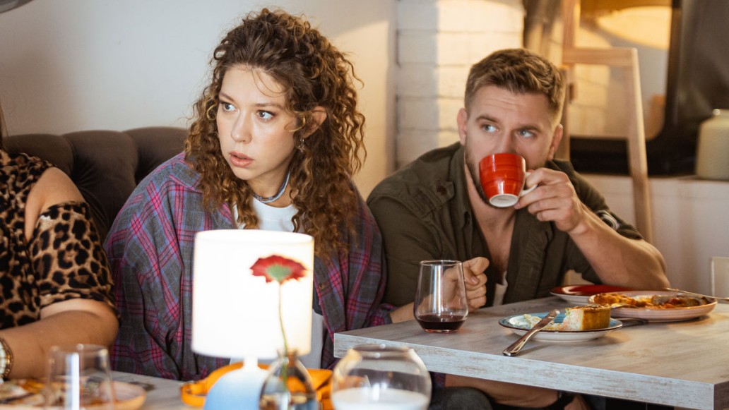 сериал «Остаться друзьями»