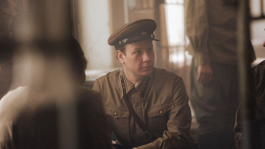 сериал Солдатская мать, Павел Комаров