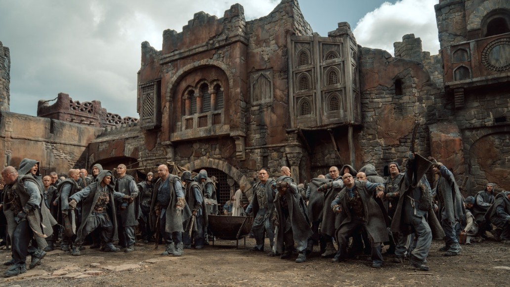 сериал «Трудно быть богом», фото