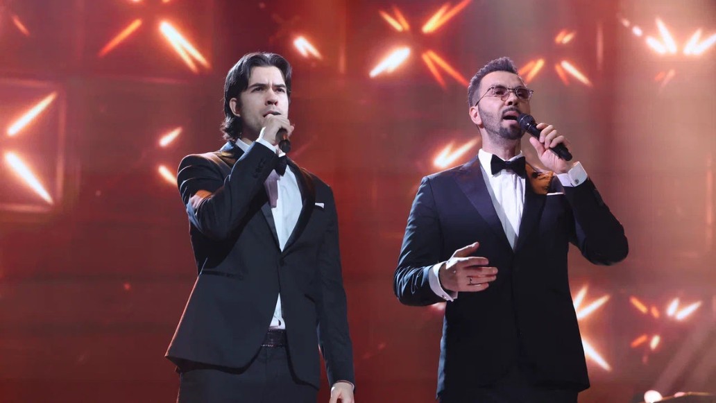 ДВЕ ЗВЕЗДЫ. СЕМЕЙНЫЙ ПОДРЯД, фото