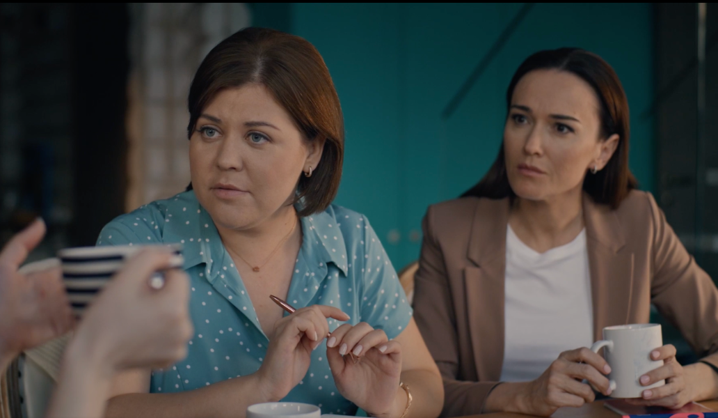 сериал ТВ Центр, «Детектив на кончике пера. Фантом»