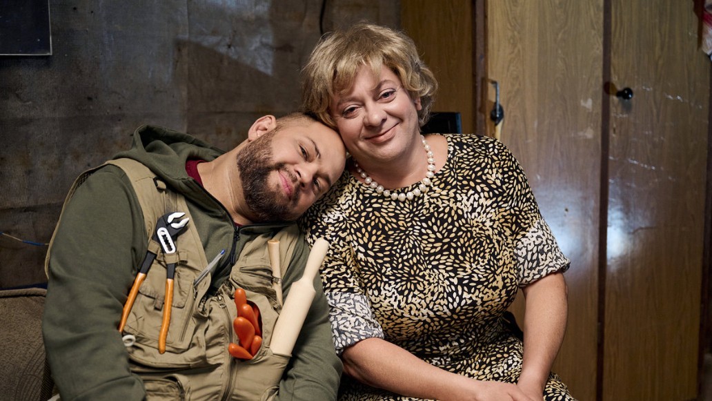 сериал «Мама будет против», фото