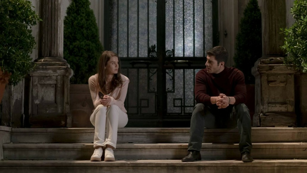 сериал «Девушка за стеклом», фото