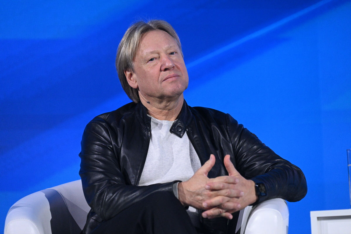 К юбилею артиста: телеканал «Мосфильм. Золотая коллекция» представит спецпроект «Мосфильм. Золотой век» и лучшие фильмы с участием Дмитрия Харатьяна