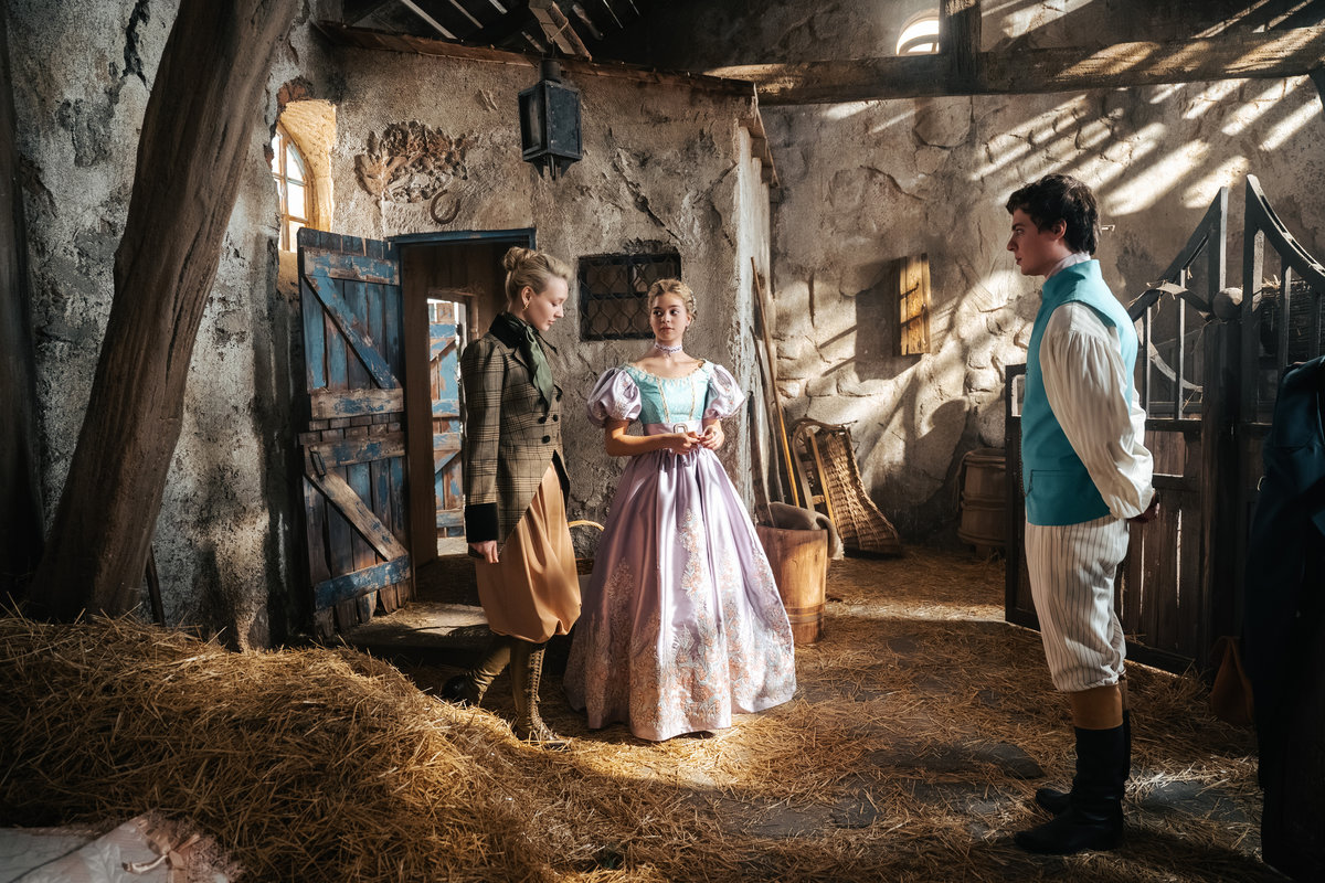 Сюжет в деталях: содержание 1–8 серий стартующего на «России 1» нового сериала «История его служанки»