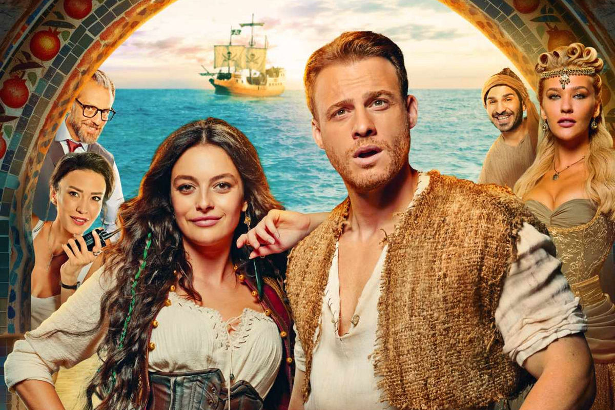 Со звездой «Постучись в мою дверь»: в российский прокат выходит турецкая комедия «Холоп. Великолепный век» с Керемом Бюрсином