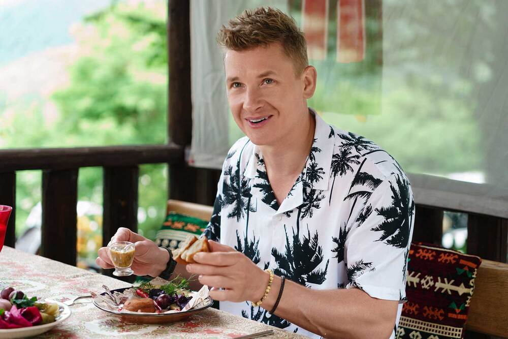 На старт, внимание, ешь: на СТС стартует второй сезон трэвел-шоу «100 мест, где поесть»