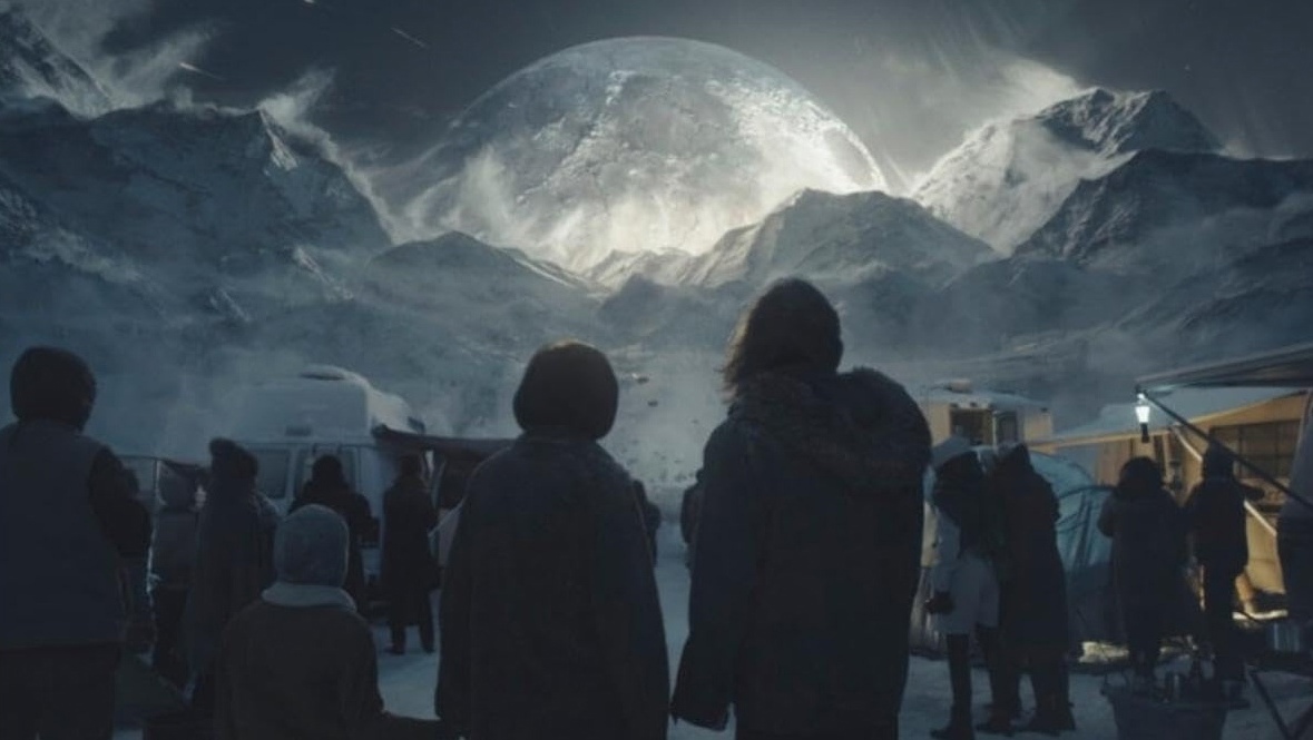 Когда лунный свет несет разрушения: в боевике «Падение Луны» мы видим столкновение Земли с нашим спутником