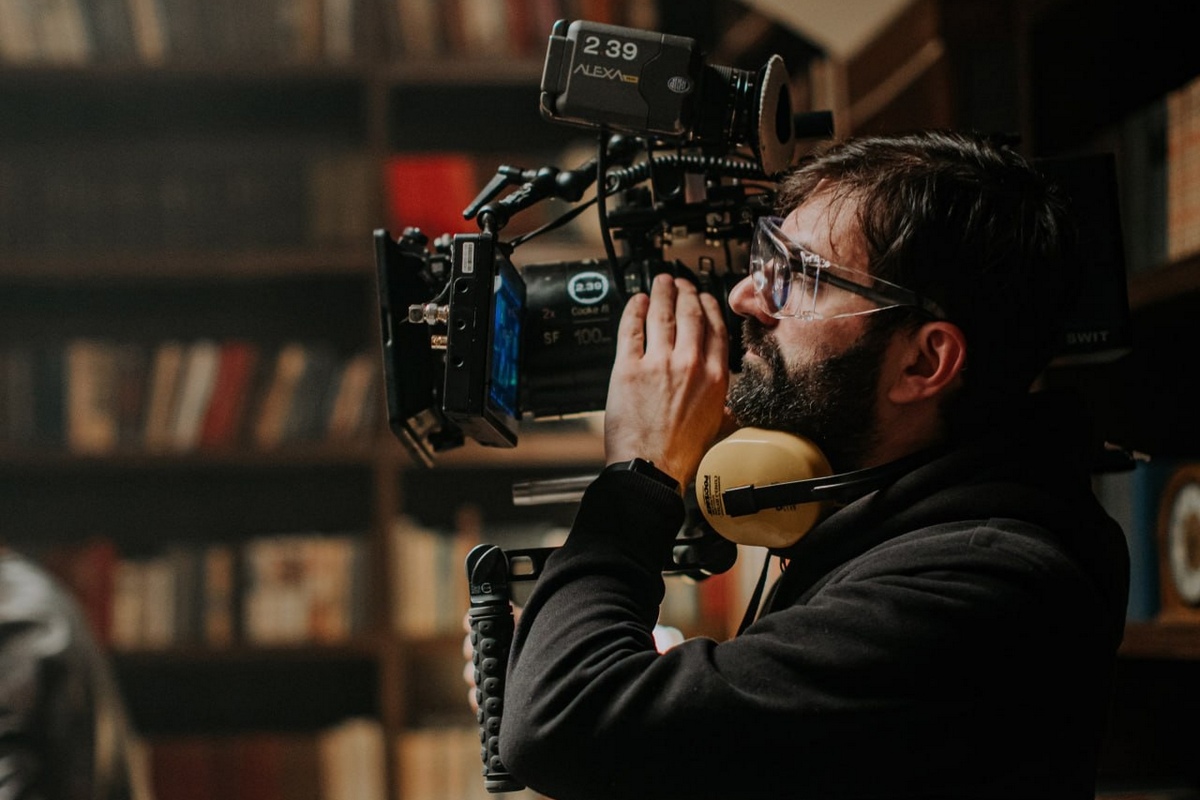 Стоит попробовать: «СТС Медиа» ищет книги для экранизации