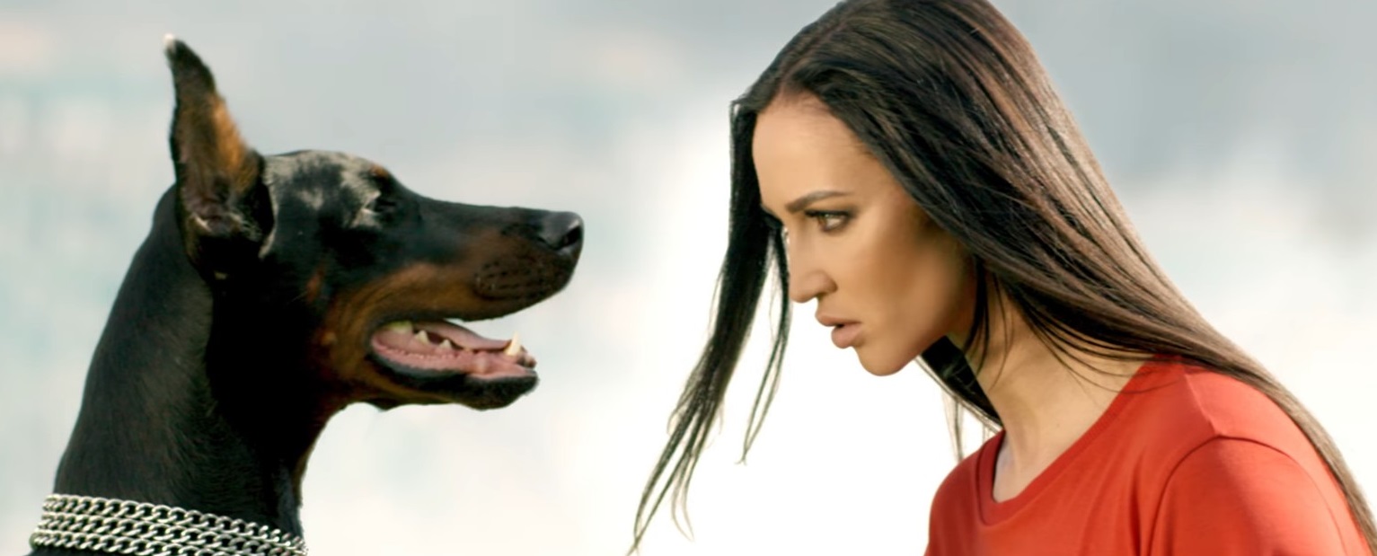 Оля на поле