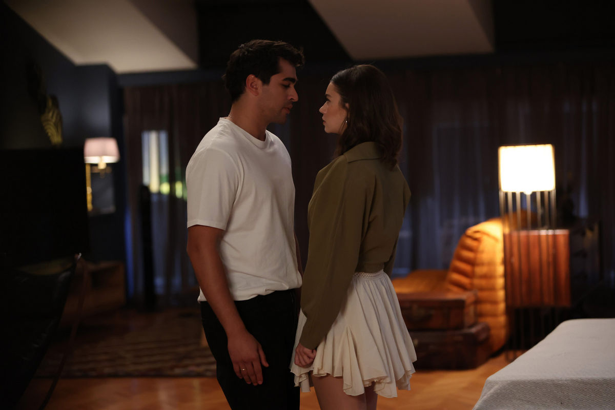 Халис – фанат СейФер? Что произойдет в 81-й серии турецкого хита «Зимородок»