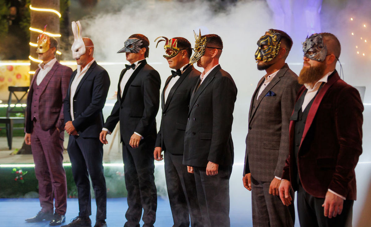 Найти любовь: на телеканале «Пятница!» выходит премьера второго сезона реалити «Дом отдыха «Ягодка»