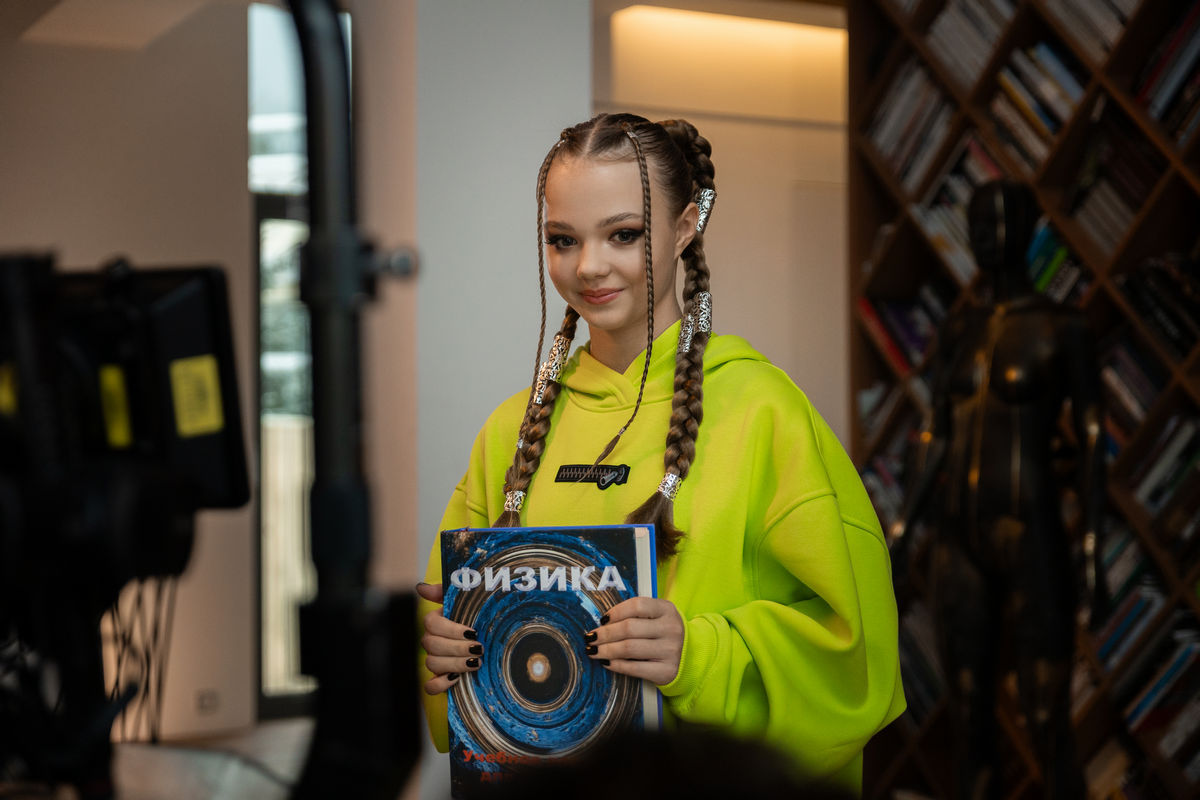 Актриса Мария Абрамова рассказала о втором сезоне сериала «СуперИвановы» на ТВ-3