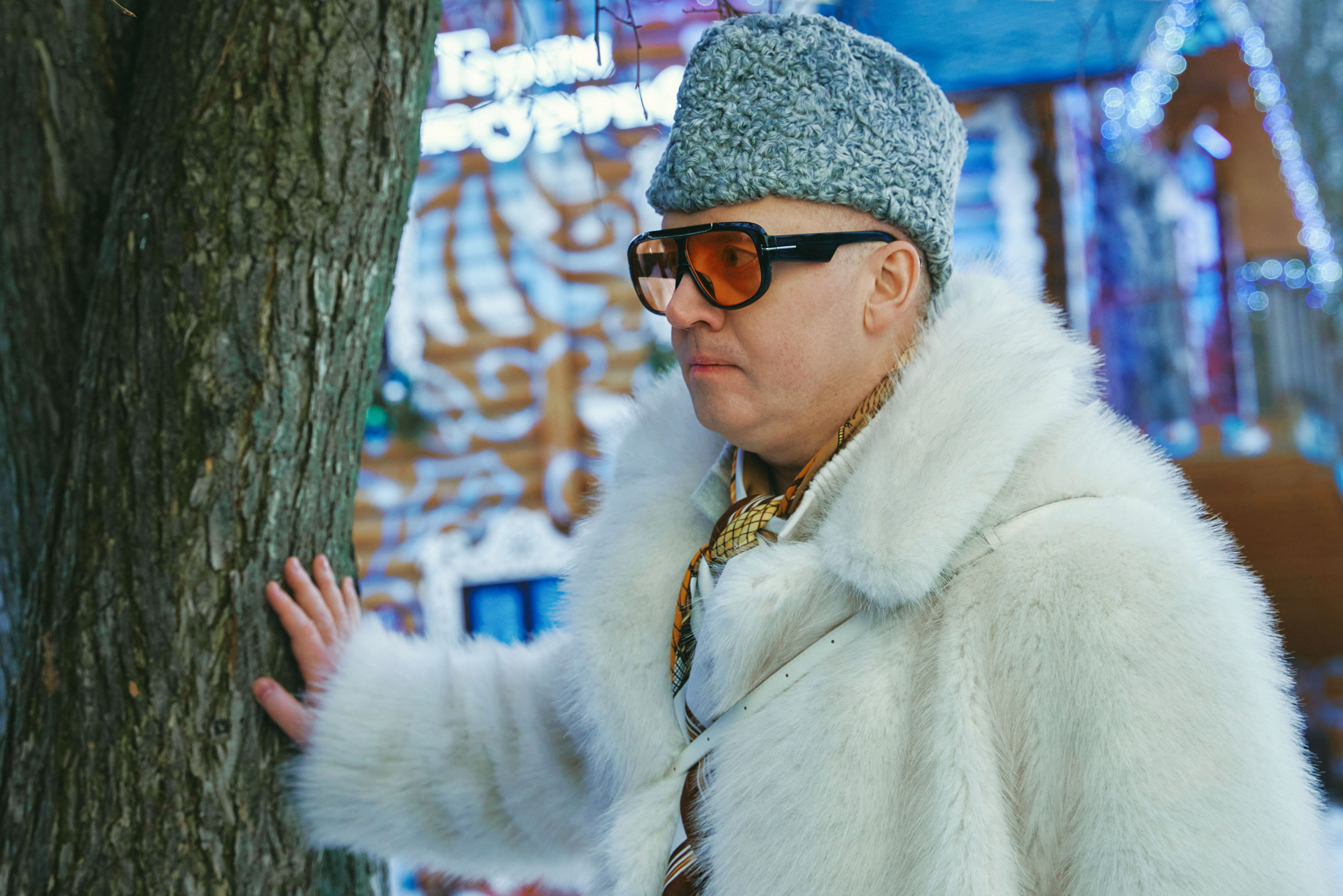 Первые фото со съемок: Сергей Бурунов сыграет богача, которого прокляли, в новой части франшизы «Елки»