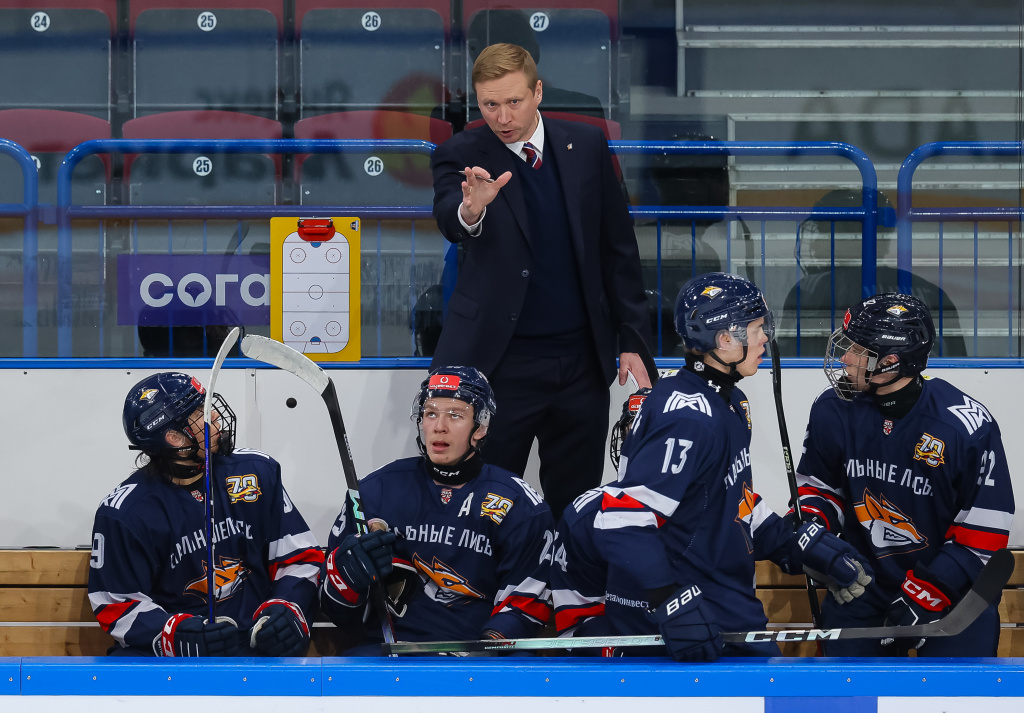 «Армейцы» преследуют «Локо», «Ирбис» и «Лисы» лидируют на Востоке: неделя Молодежной хоккейной лиги на каналах «Хоккей ТВ» и «Триколор Спорт»