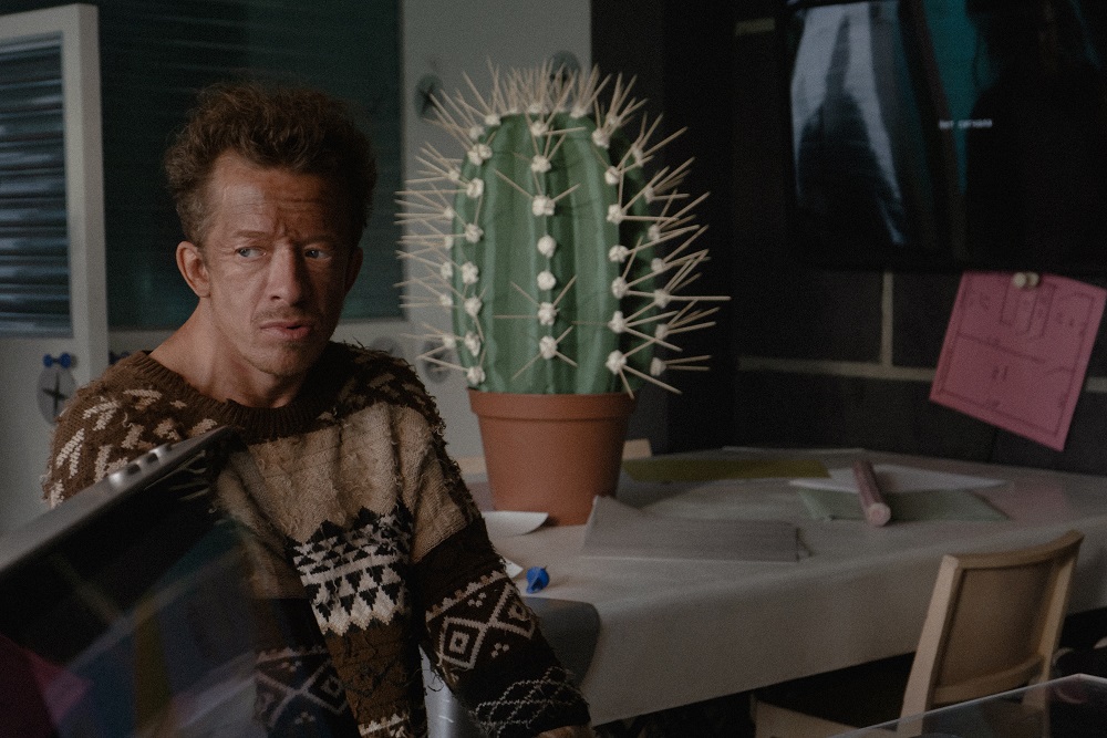 Герои с характером: на ТНТ стартуют новый сериал «Афоня» про домового и продолжение «СашиТани»