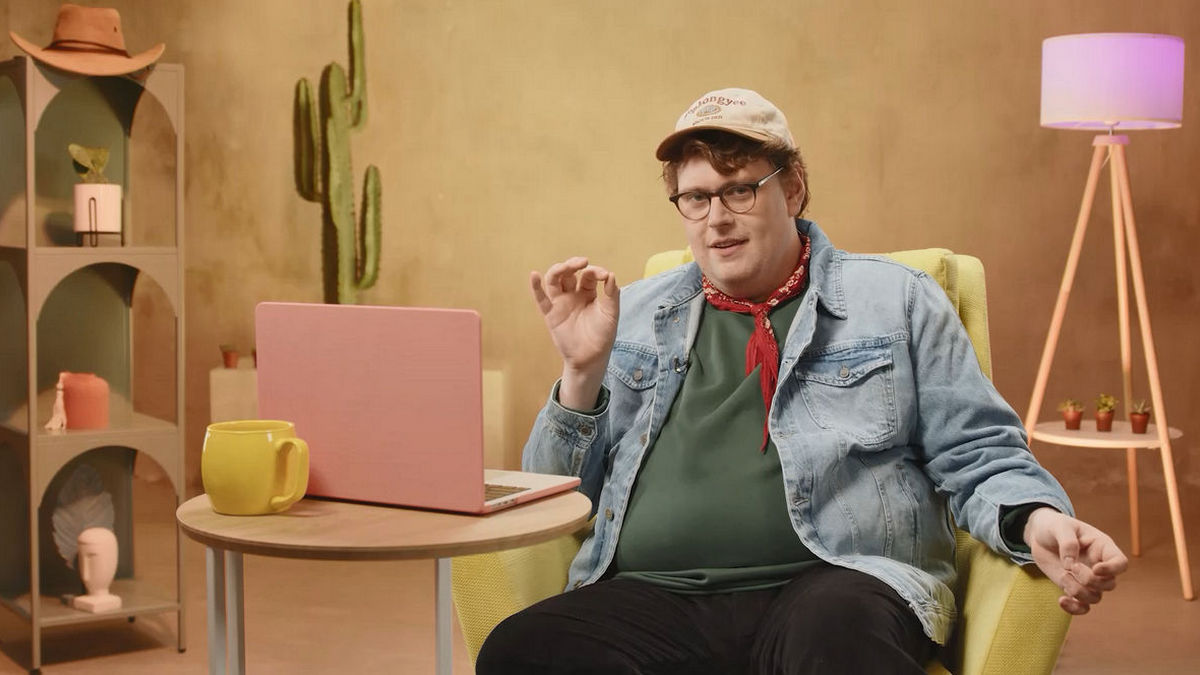 Телеканал «Суббота!» запускает новое коммент-шоу «Свадьба по-русски!» с актером  Даниэлом Барнсом