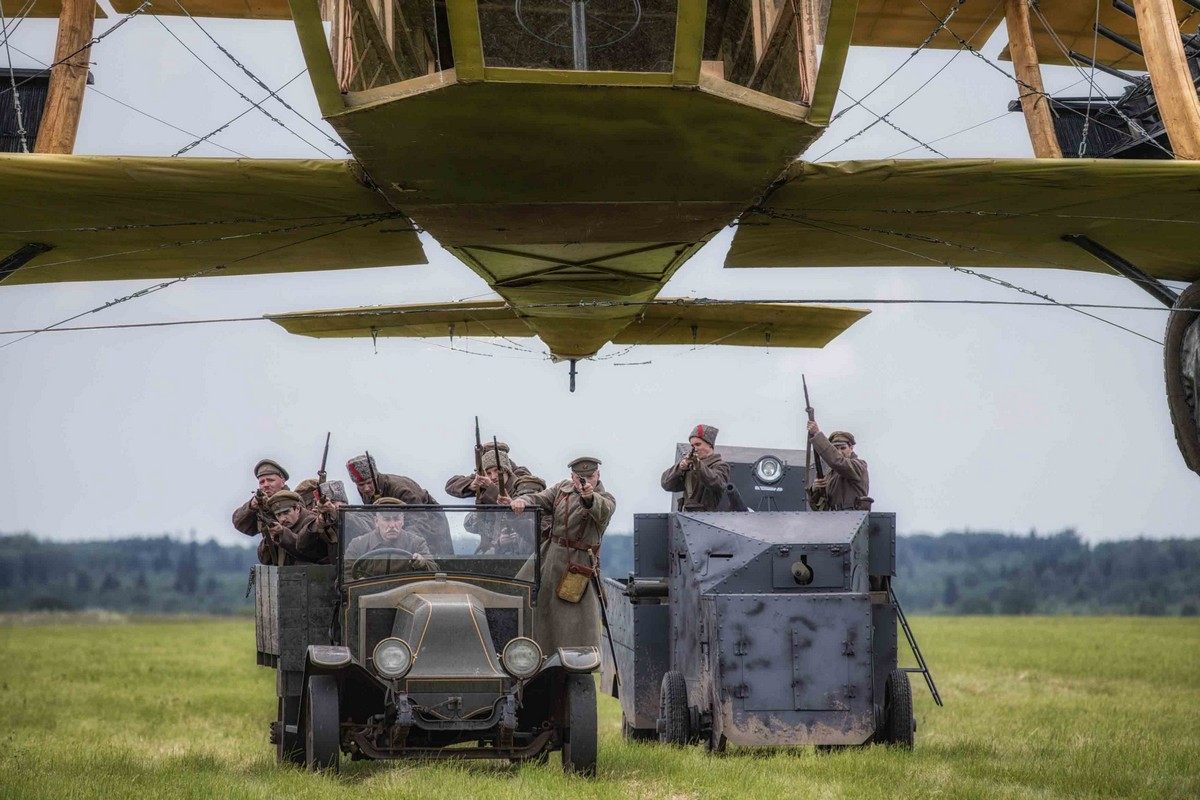 Восемь переломных лет: не пропустите сериал «Крылья империи» на канале «Наше HD»