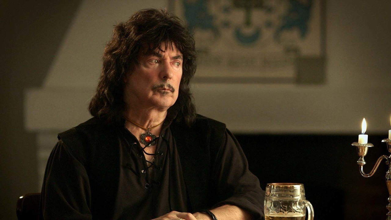 Фильм о легендарном гитаристе