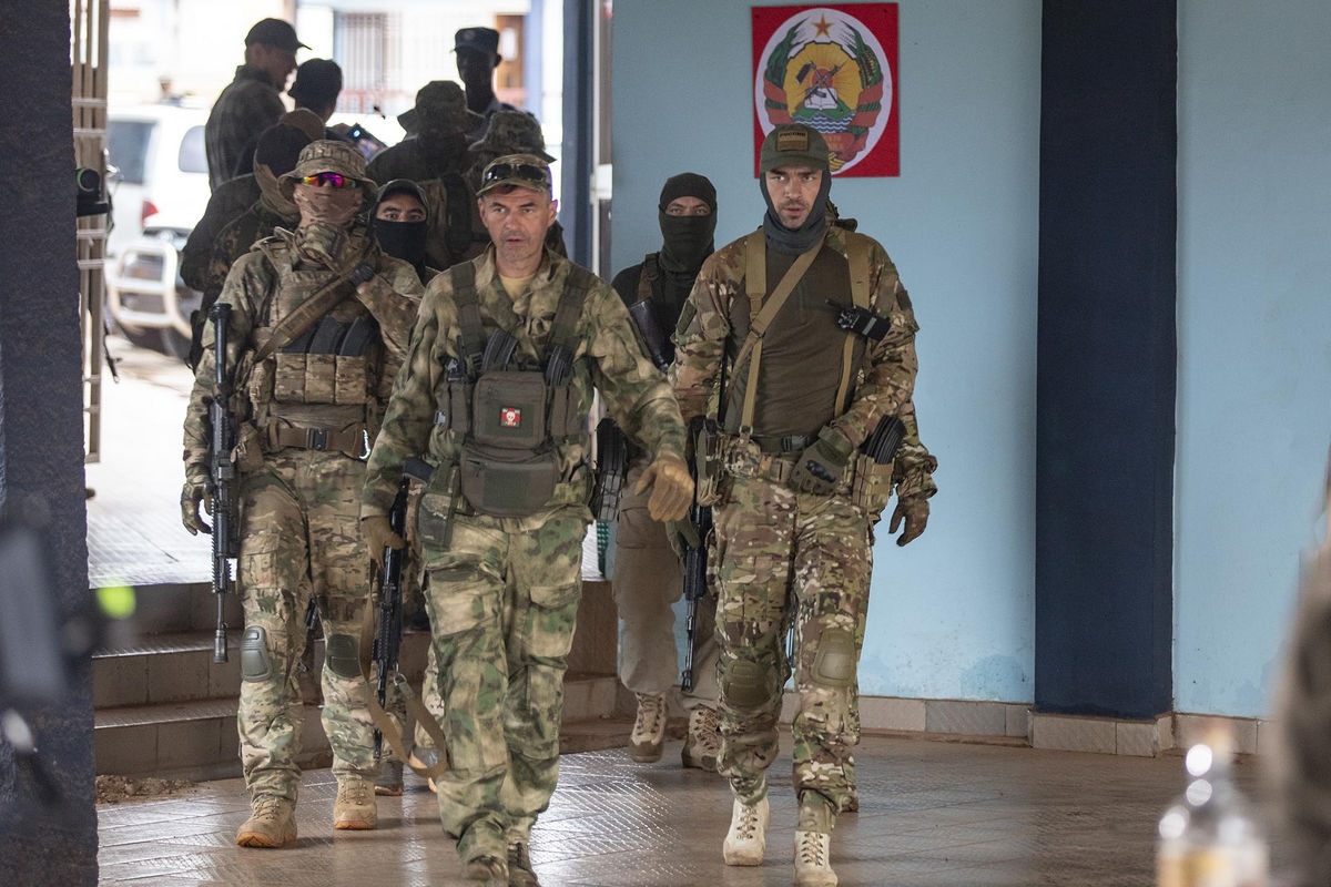 «Караван смерти», «Черный океан», «Гранит»: вечером в субботу смотрим российские военные боевики на канале «Наше»