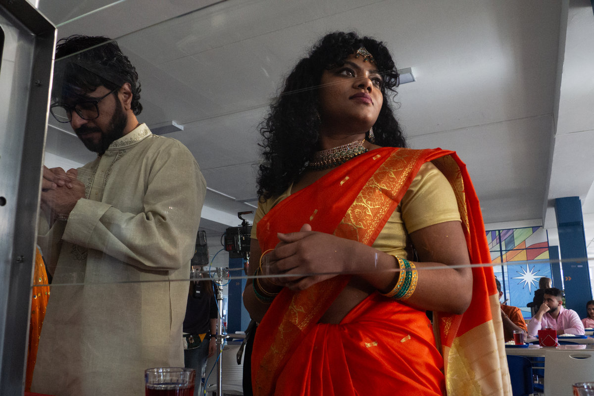 Невероятные приключения индийцев в России: ТНТ снимает новый сериал «Намасте, Магадан!» с Максимом Лагашкиным