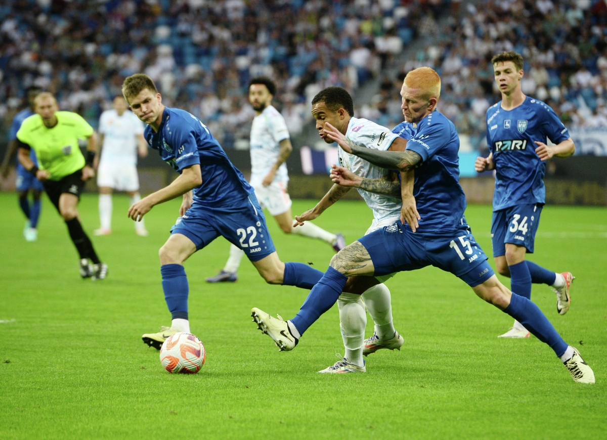 Зимний футбол клуба РПЛ: смотрим игру «Пари НН» – «Раднички» эксклюзивно на канале «ТВ Спорт»