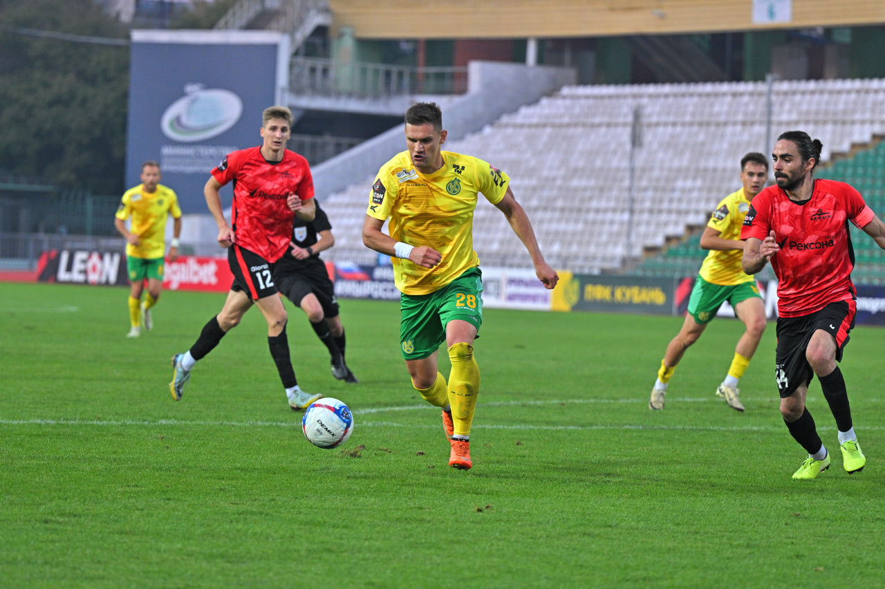 Матчи «Динамо», «Кубани», «Космоса» и «Крыльев Советов» во Второй лиге на каналах «Мяч» и «ТВ Спорт»