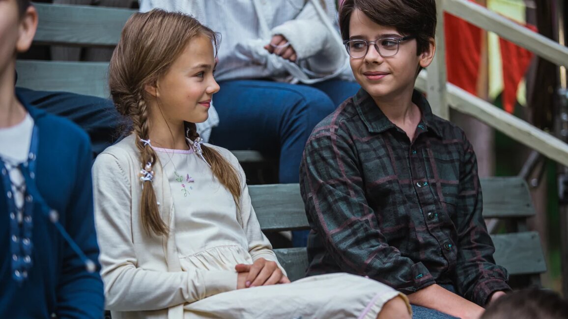 Вампиры среди пионеров: онлайн-премьера сериала «Пищеблок» состоится в мае