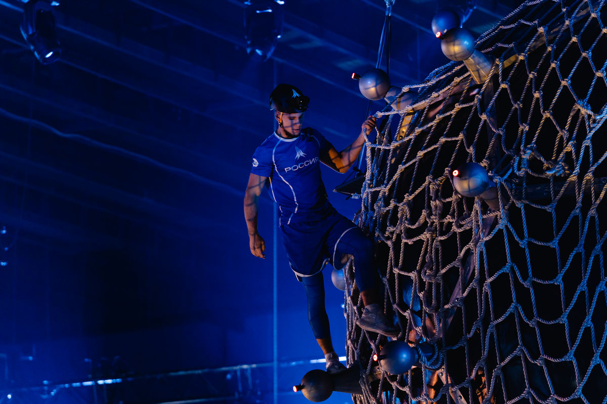 Новая серия: российская спортсменка столкнулась со своими страхами в шоу «Игры без границ» на ТНТ