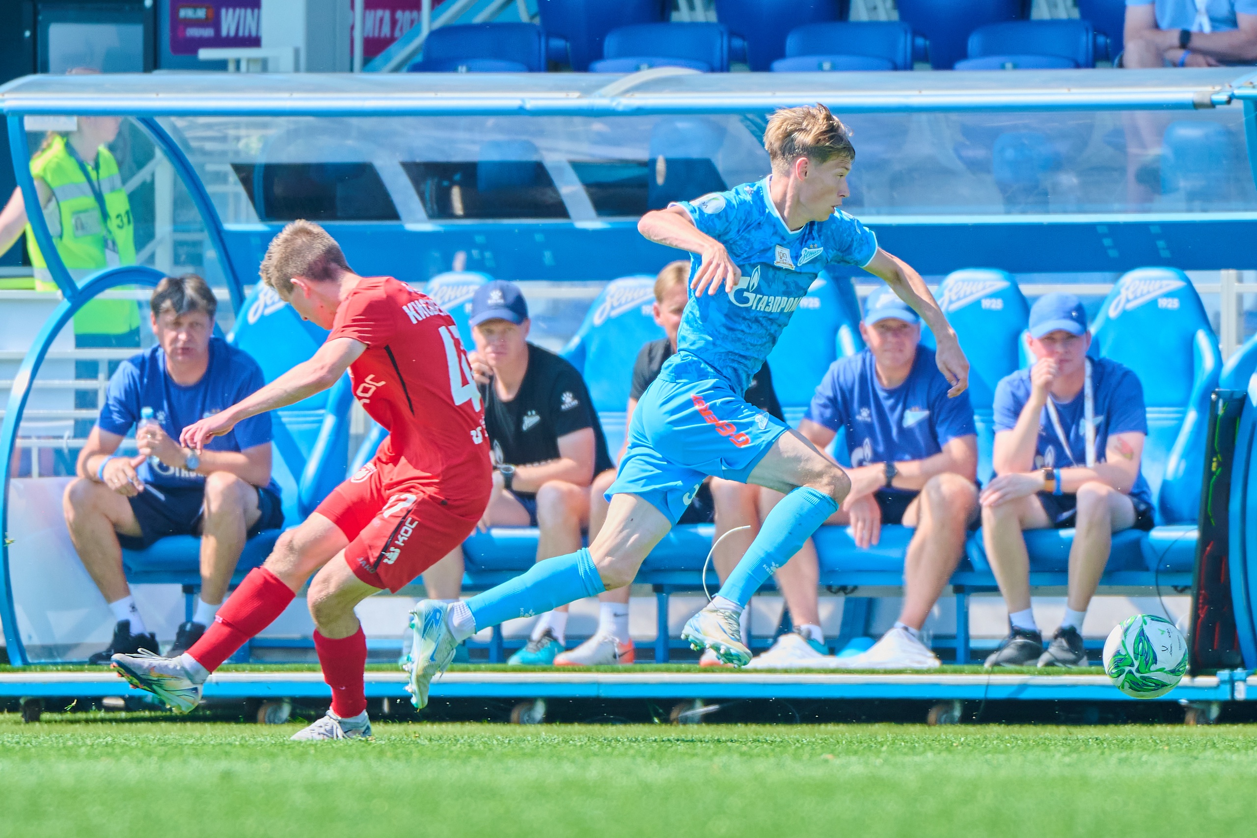 «Урал» – «Зенит», «Краснодар» – НН, «Динамо» – КС и другие игры 19-го тура МФЛ на каналах «Мяч» и «ТВ Спорт»