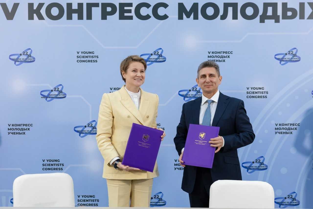 Полезная дружба: компания «Триколор» стала стратегическим информационным партнером «Сириуса»