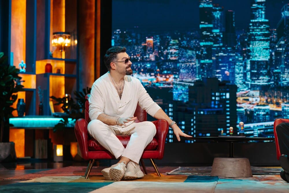 «Ненавижу будущих мужей дочерей»: Алексей Чумаков рассказал о личном на «Шоу Воли»