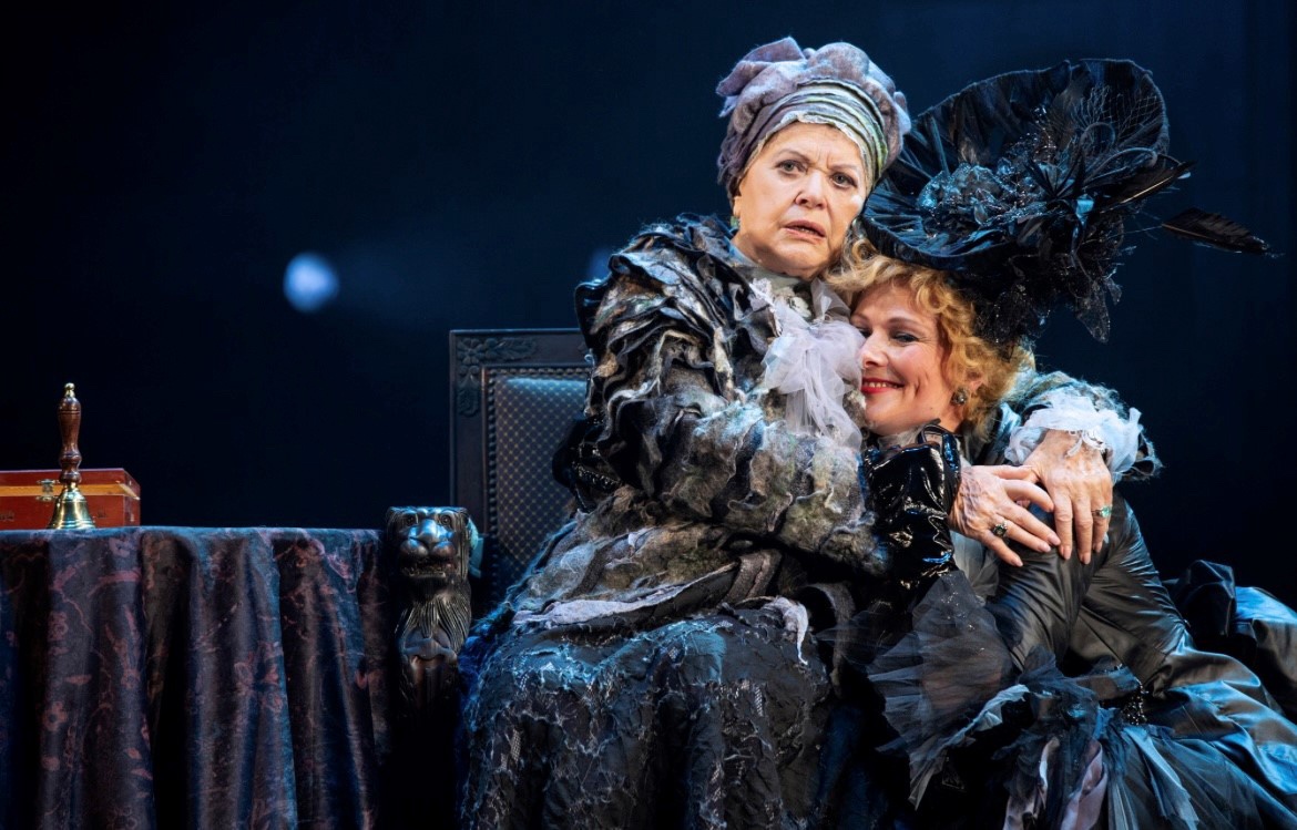 «Волки и овцы»: «Триколор» покажет телеверсию спектакля в память о Валентине Талызиной