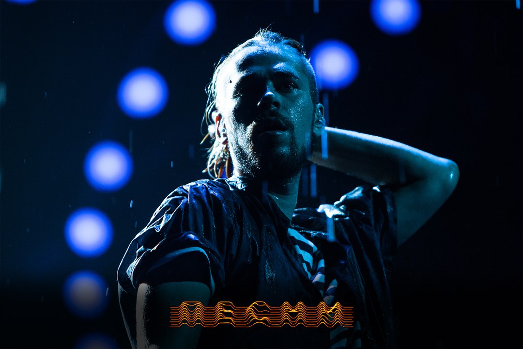 Откатывать песни