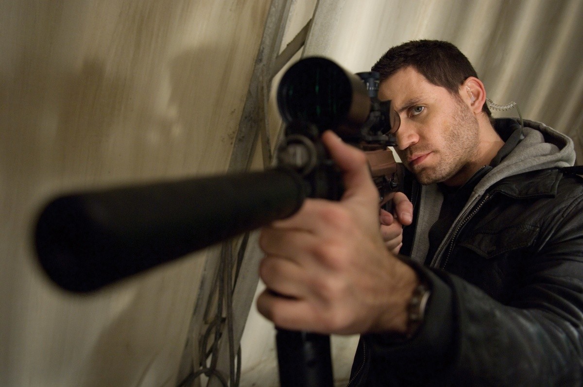 Отборные киновыходные: телеканал ТВ-3 покажет две премьеры – «Секретного агента» и «Ядовитую розу»